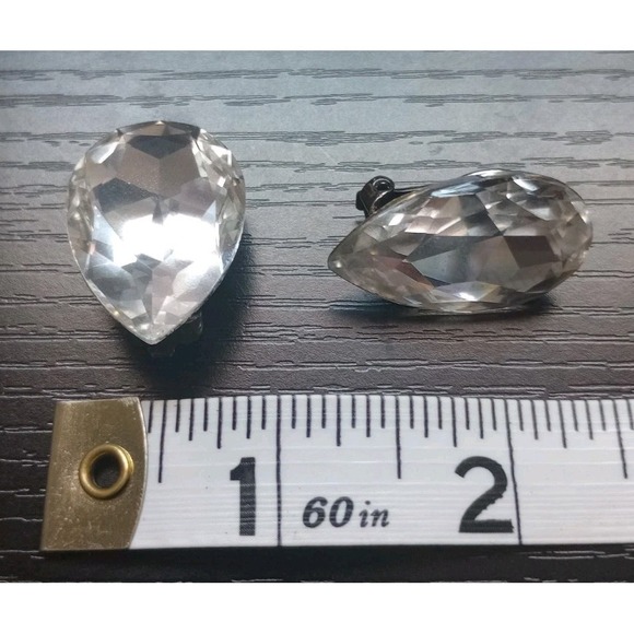 Vintage Austrian Clear Crystal Teardrop Clip Earrings 1.75" Heavy Faceted Mid... - Picture 3 of 3